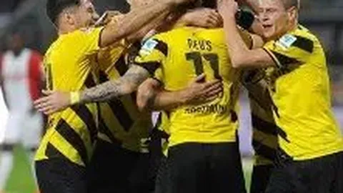 热血交锋！塞维利亚激战皇家奥维耶多，桑切斯、古德利首发登场，龙东、登东克尔全力出击！